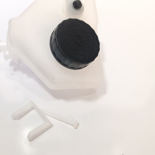 مخزن پمپ ترمز 405 دیناپارت